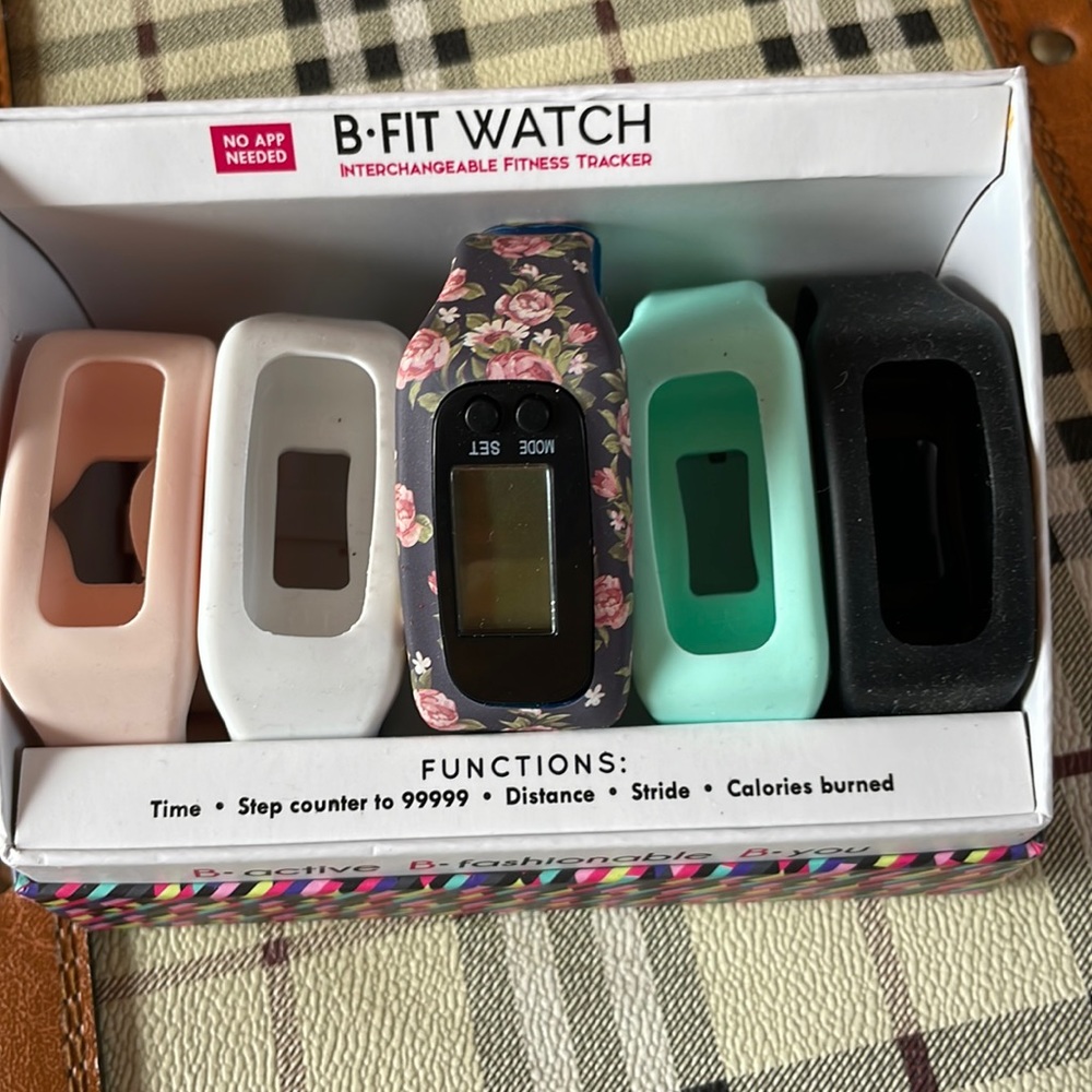 Fit watch - never used, needs a battery